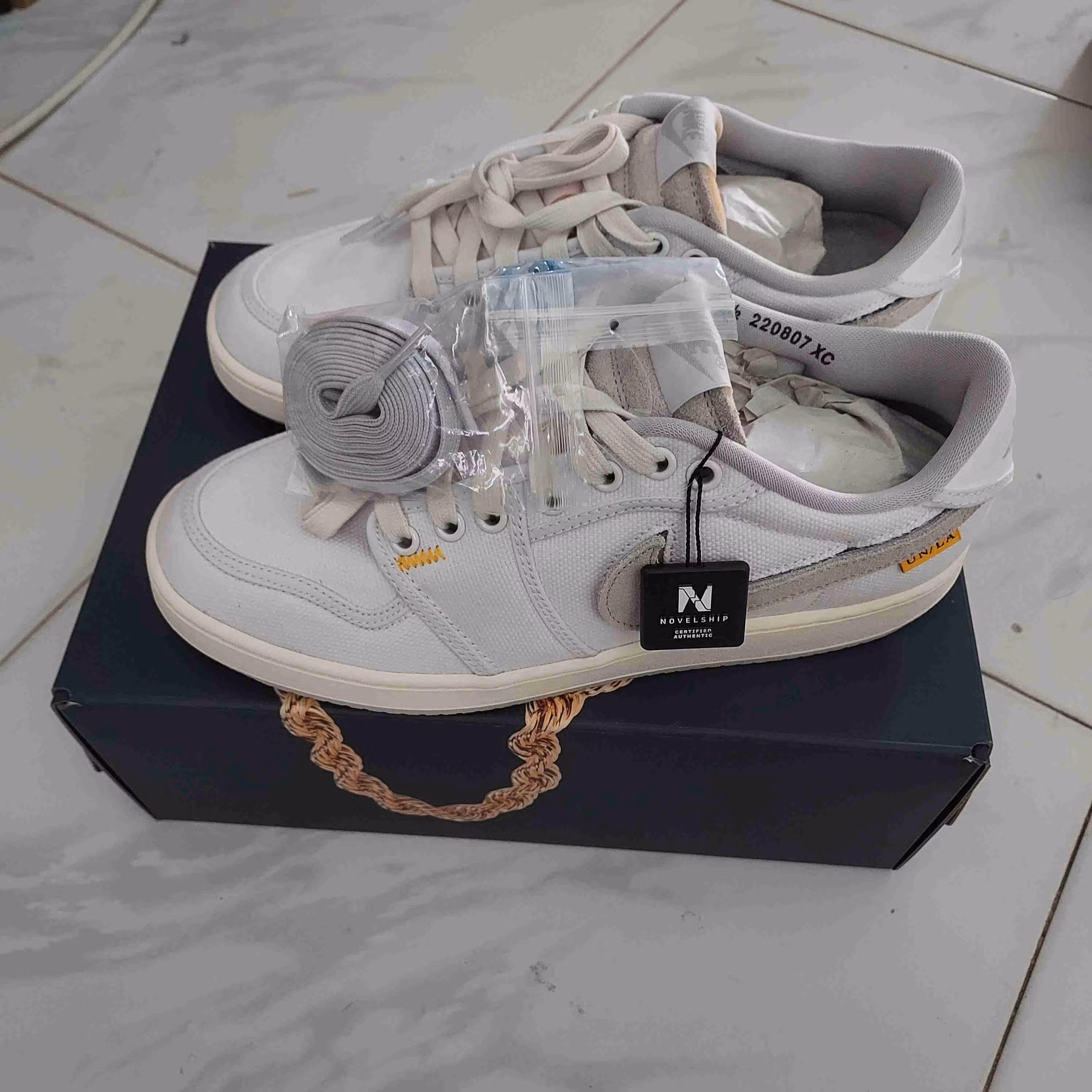 Union LA x Air Jordan 1 KO Low 'White Neutral Grey' DO8912-101 Union LA x Air Jordan 1 KO Low 'White Neutral Grey' DO8912-101
